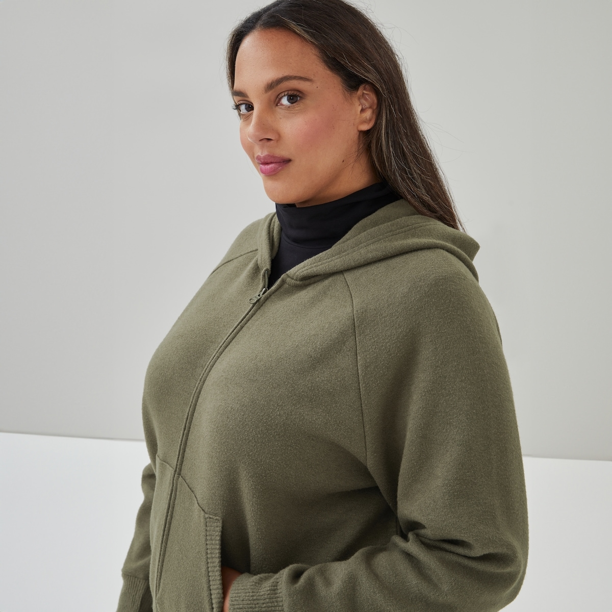 Tricot  capuchon  fermeture clair - Olive Fonc