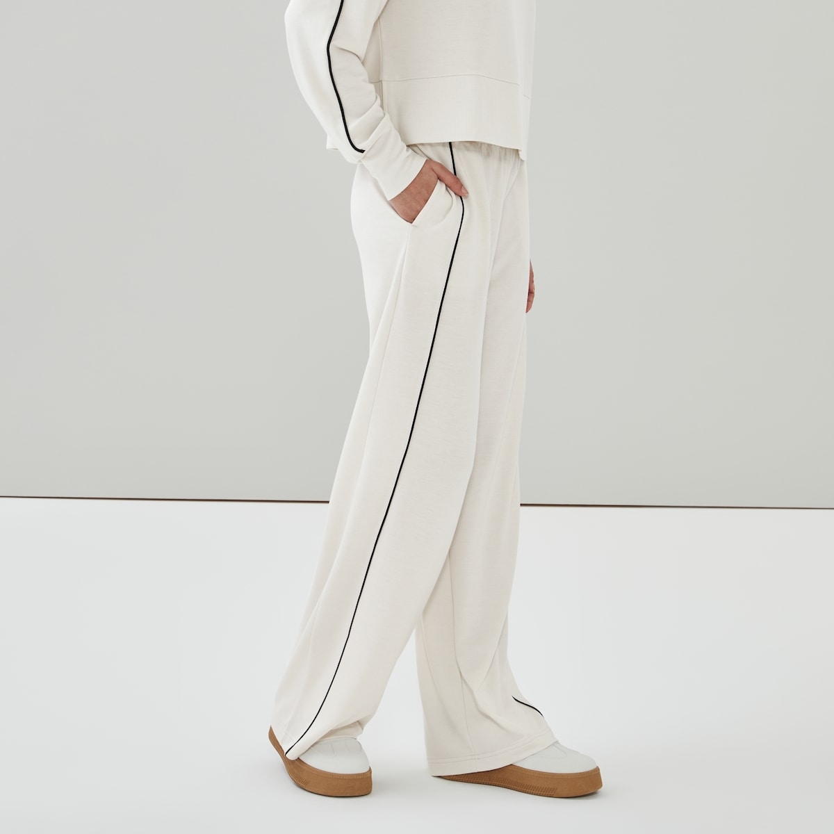 Active Wide Leg Terry Pant - Beige