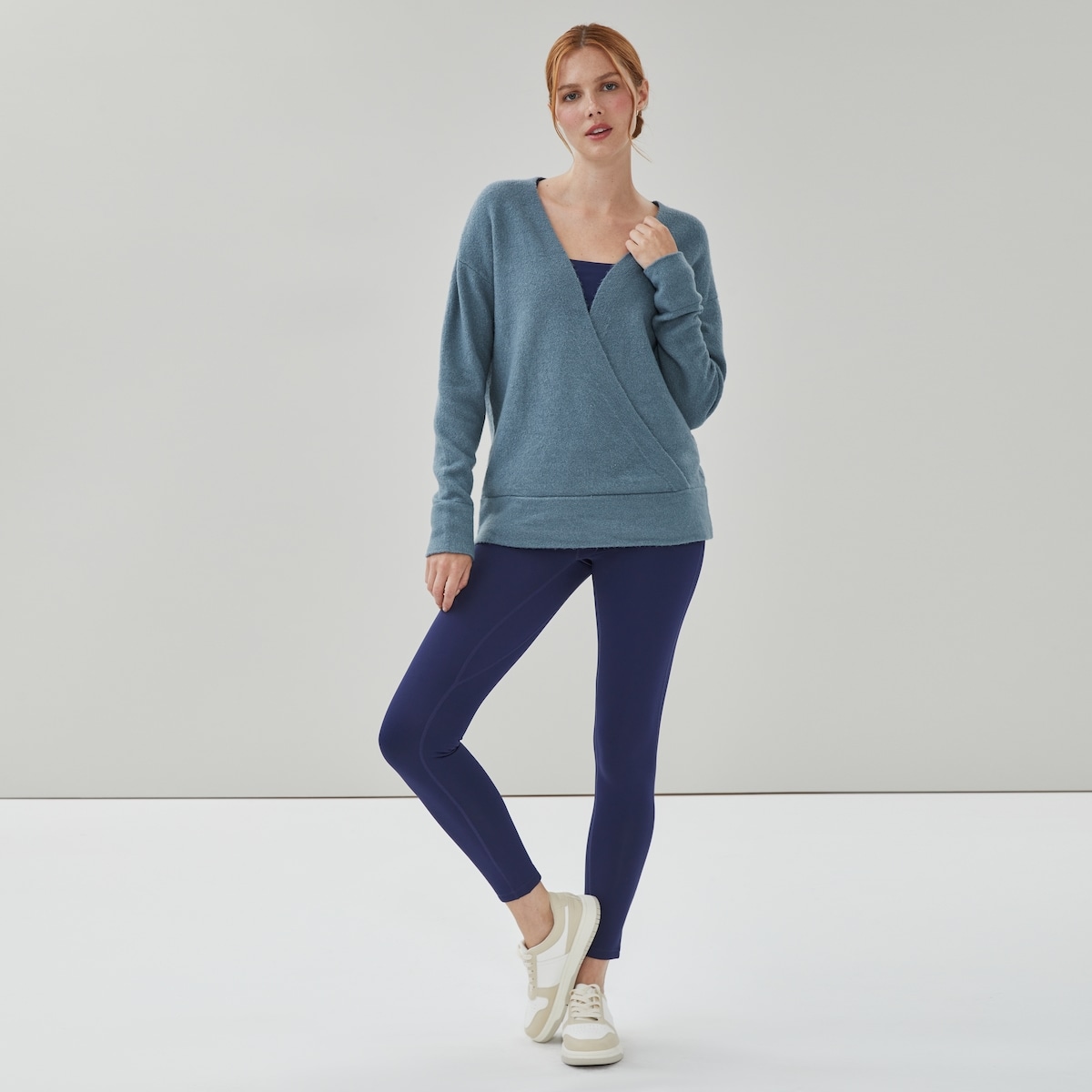 Chandail en tricot cache-cur