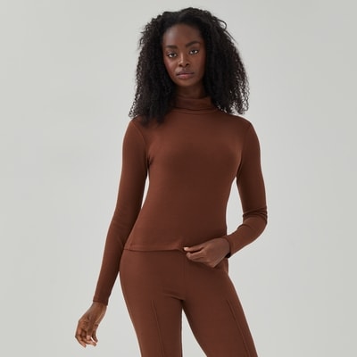 Ribbed Turtleneck - Brown