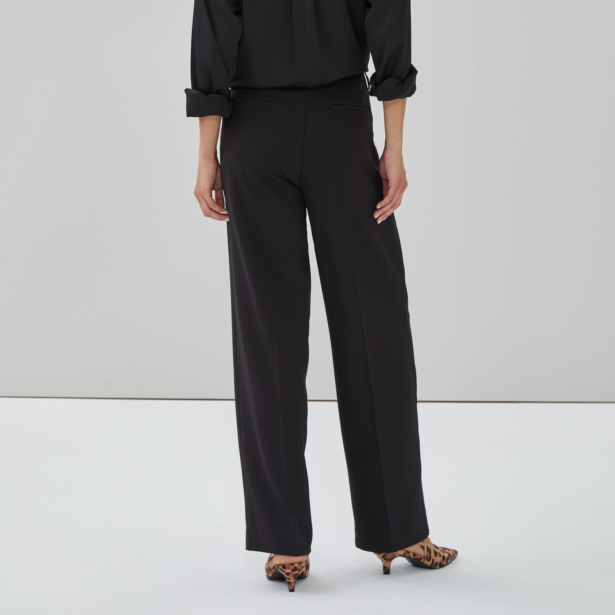 Pleated Trouser