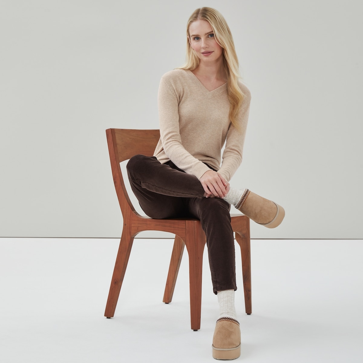 Cotton Cashmere V-Neck Sweater - Oat Mix