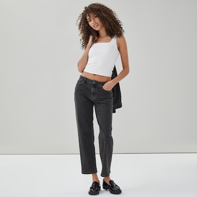 Black Wash Relaxed Fit Jean - Black