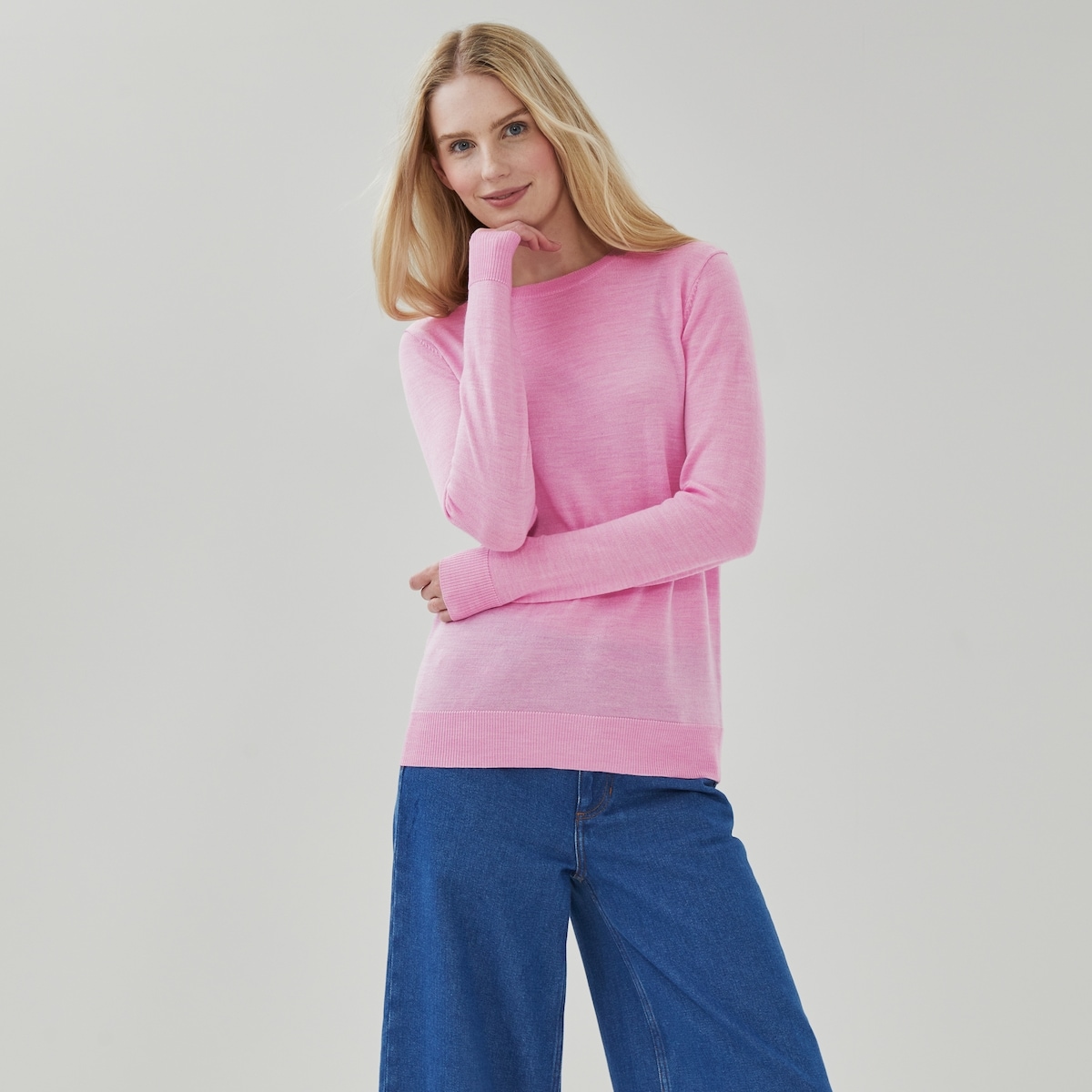 Crew Neck Merino Sweater - Fuchsia