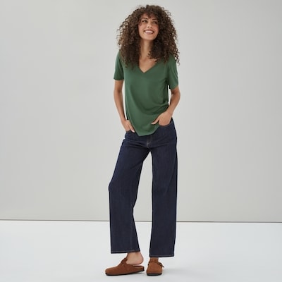 Relaxed V-Neck T-Shirt - Army Green