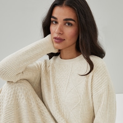 Cable Knit Crew Neck Sweater - Oat Mix