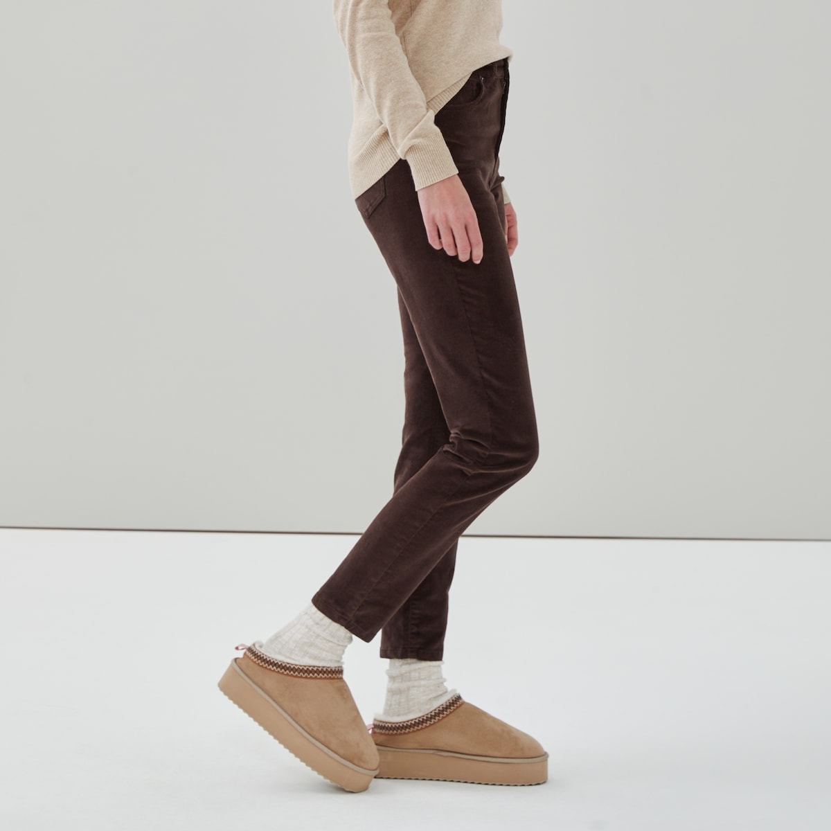 High Rise Corduroy Pant - Dark Brown