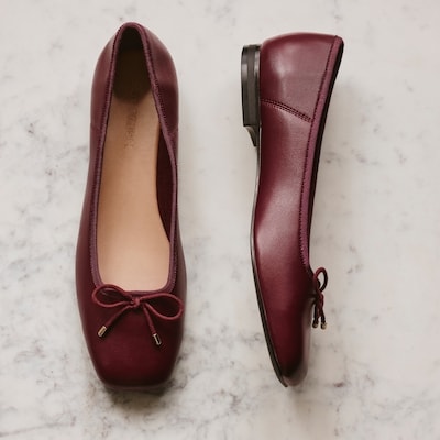 Square Toe Flats - Burgundy