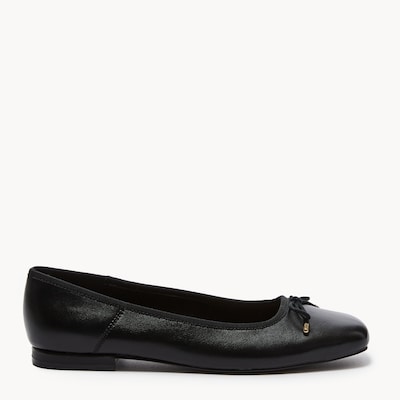 Square Toe Flats - Black