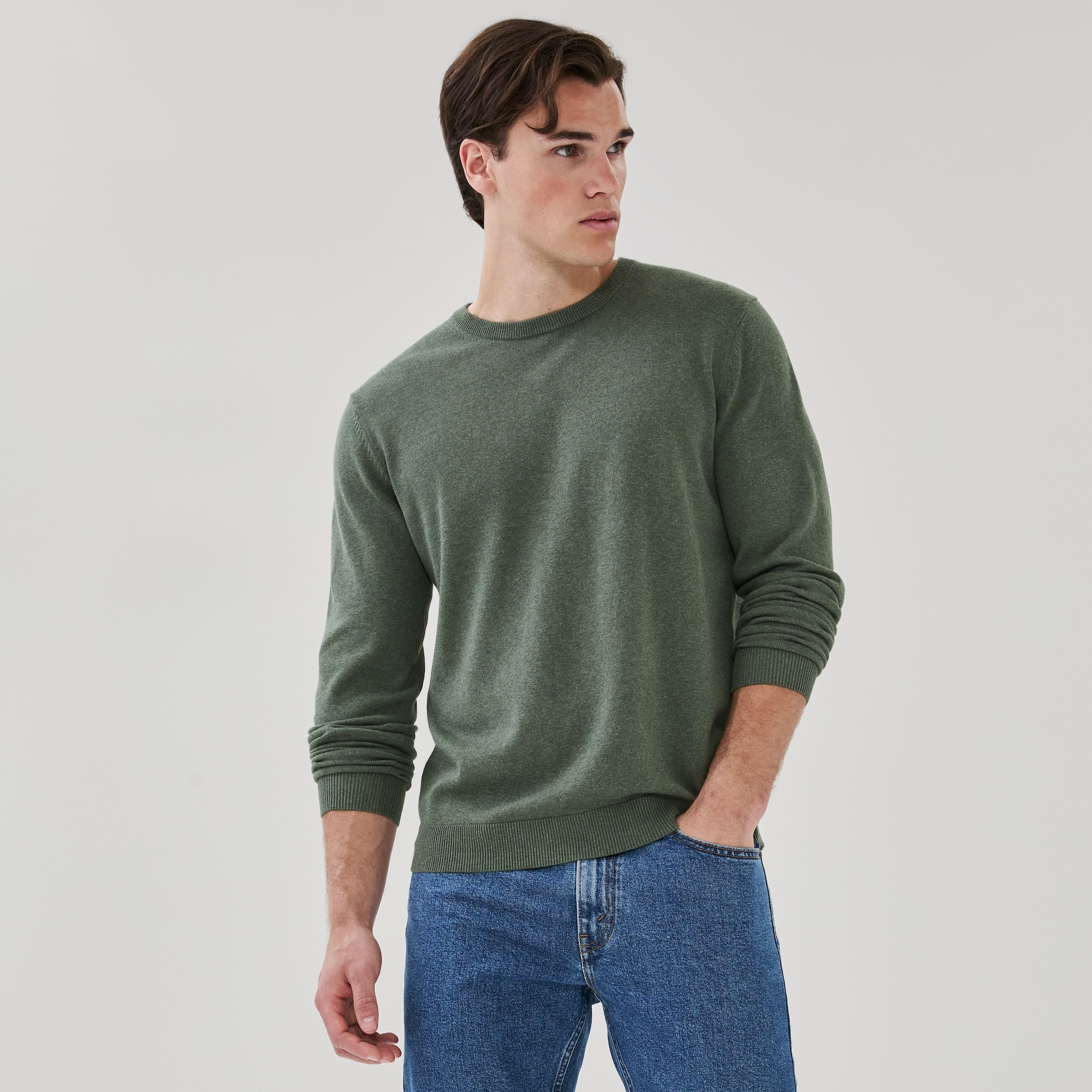 Men's Essential Crewneck Sweater