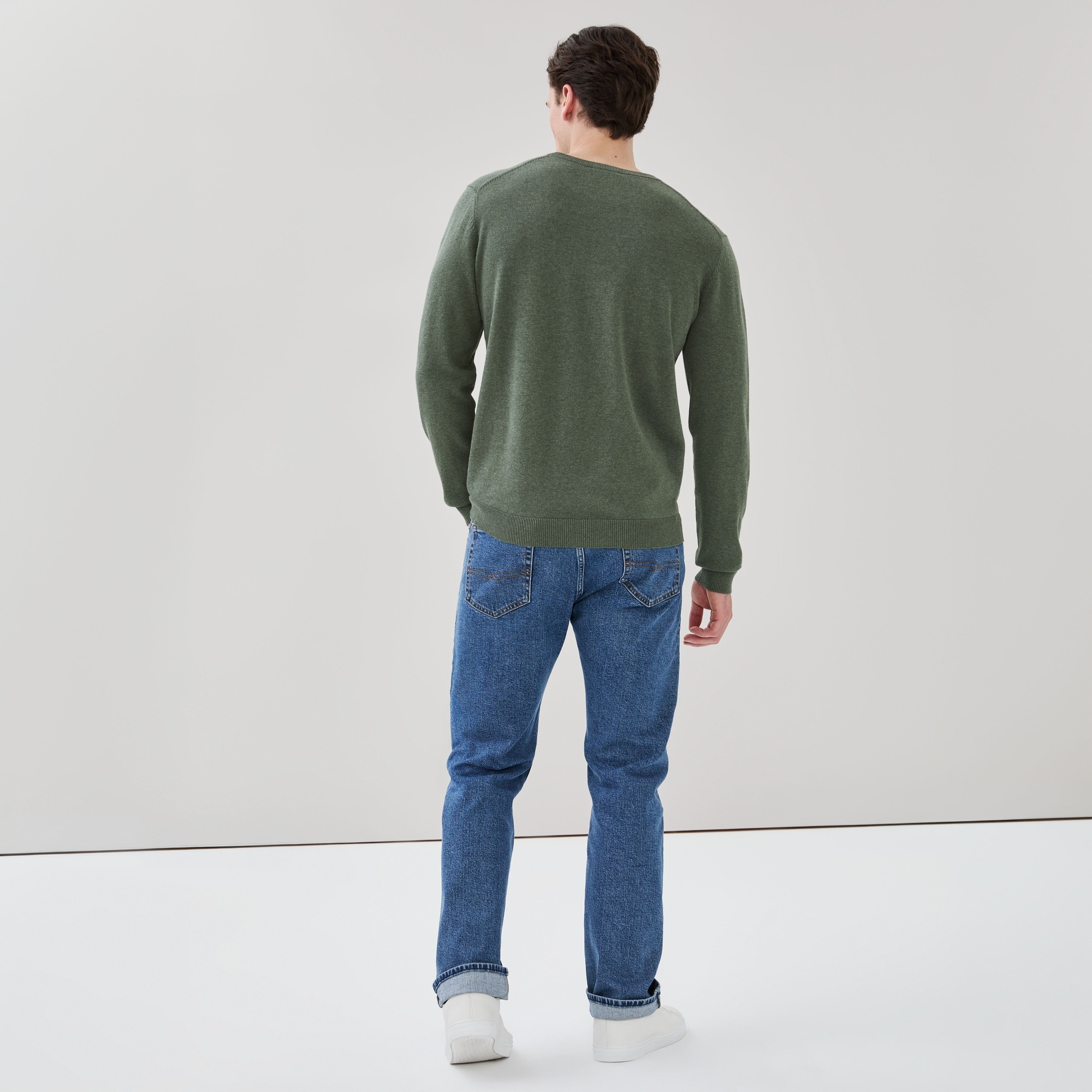 Men's Essential Crewneck Sweater