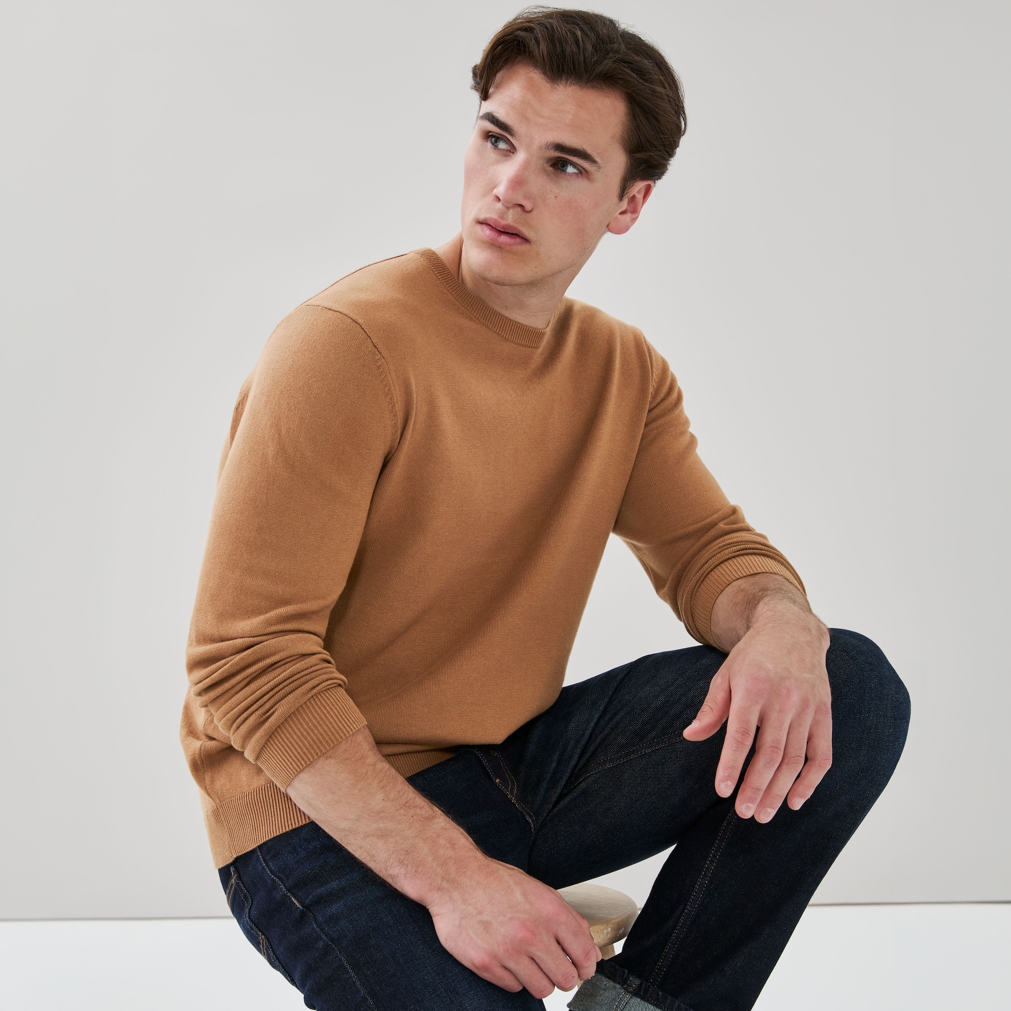 Chandail ras du cou essentiel pour hommes
