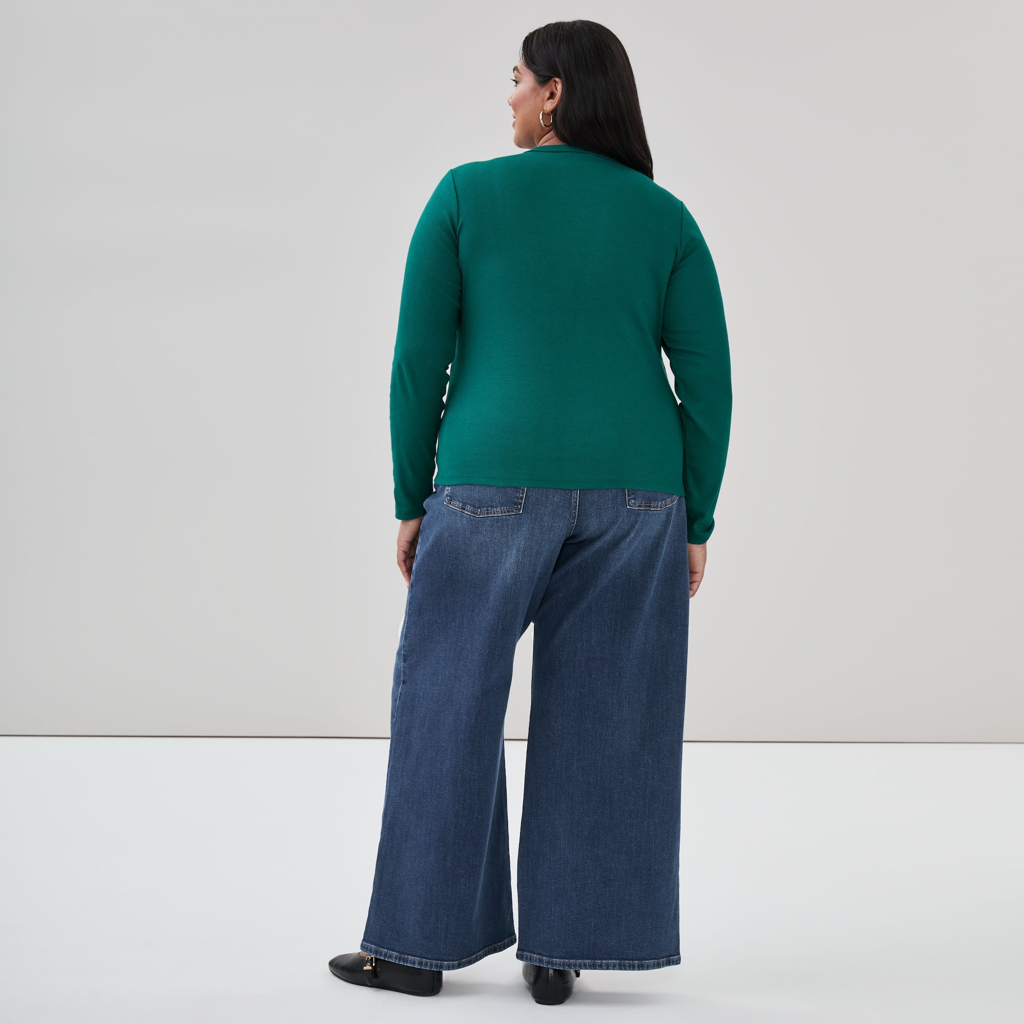 Women+ Slim-Fit Ribbed Long Sleeve Top
