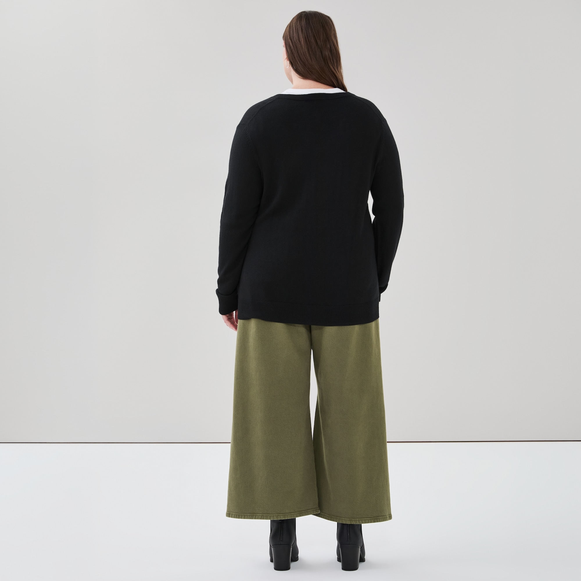 Women+ Cotton Cashmere Blend V-Neck Sweater