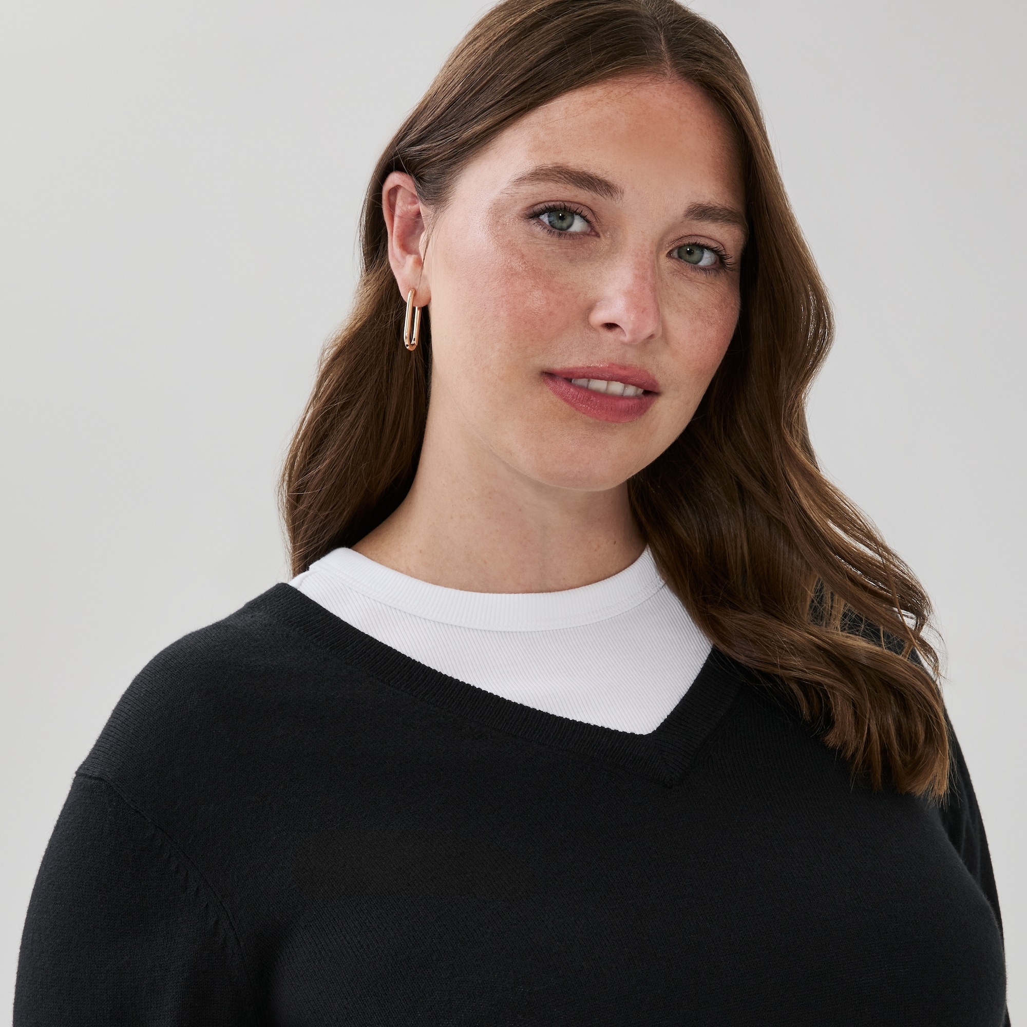 Women+ Cotton Cashmere Blend V-Neck Sweater