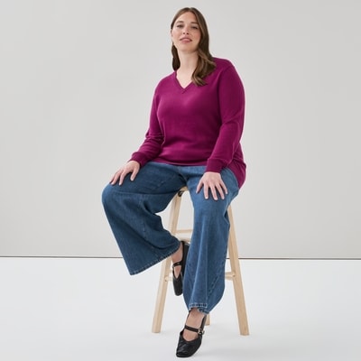 Women+ V-Neck Sweater - Plum