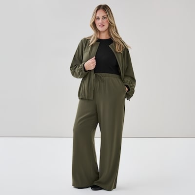 Pantalon d’athlétisme à jambe large Femmes+ - Vert Foncé