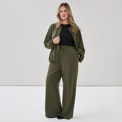 Pantalon d’athlétisme à jambe large Femmes+ - Vert Foncé