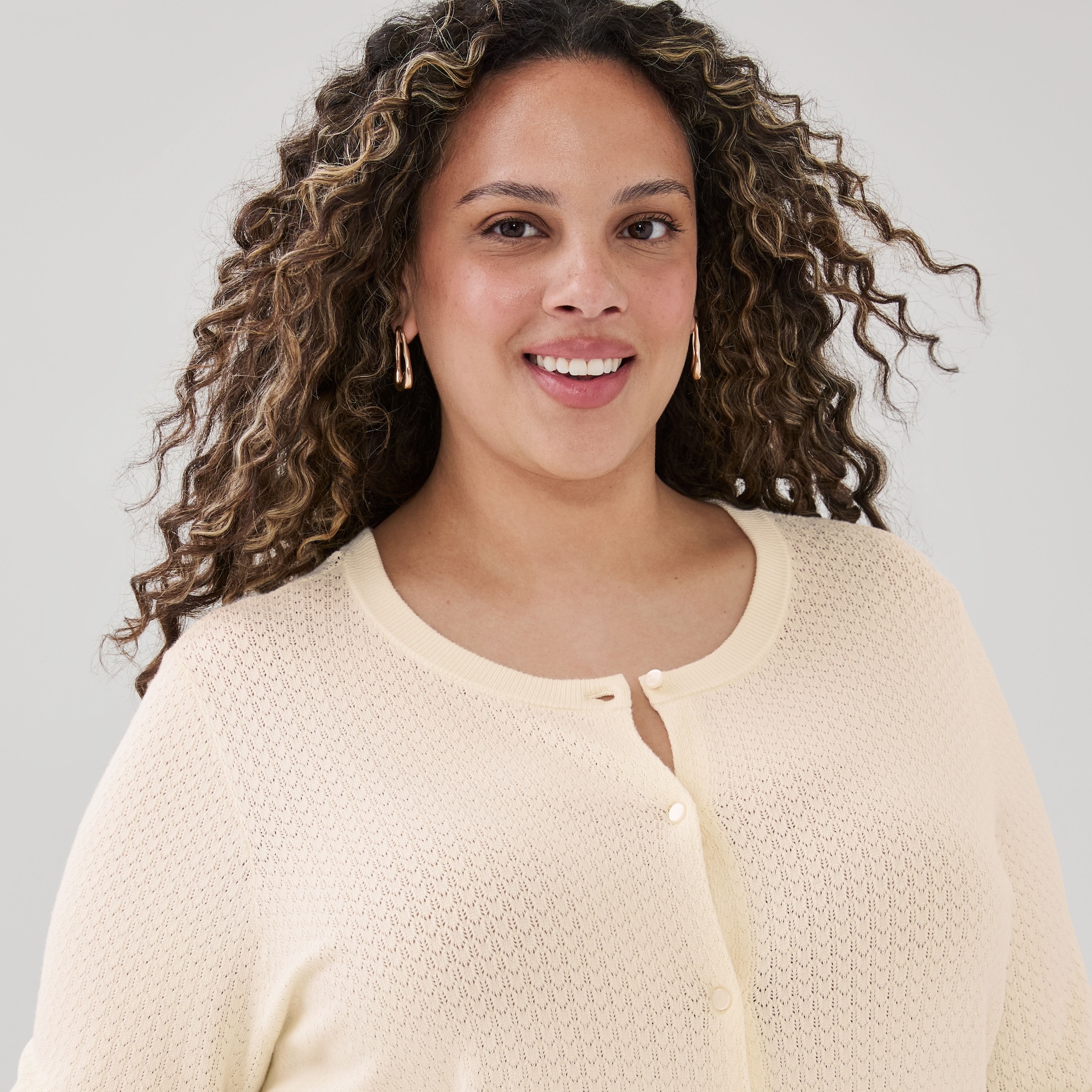 Cardigan en mailles pointelle Femmes+