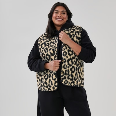 Joe Fresh Women+ Active Teddy Fleece Printed Vest 1 ea, $35.00/1ea