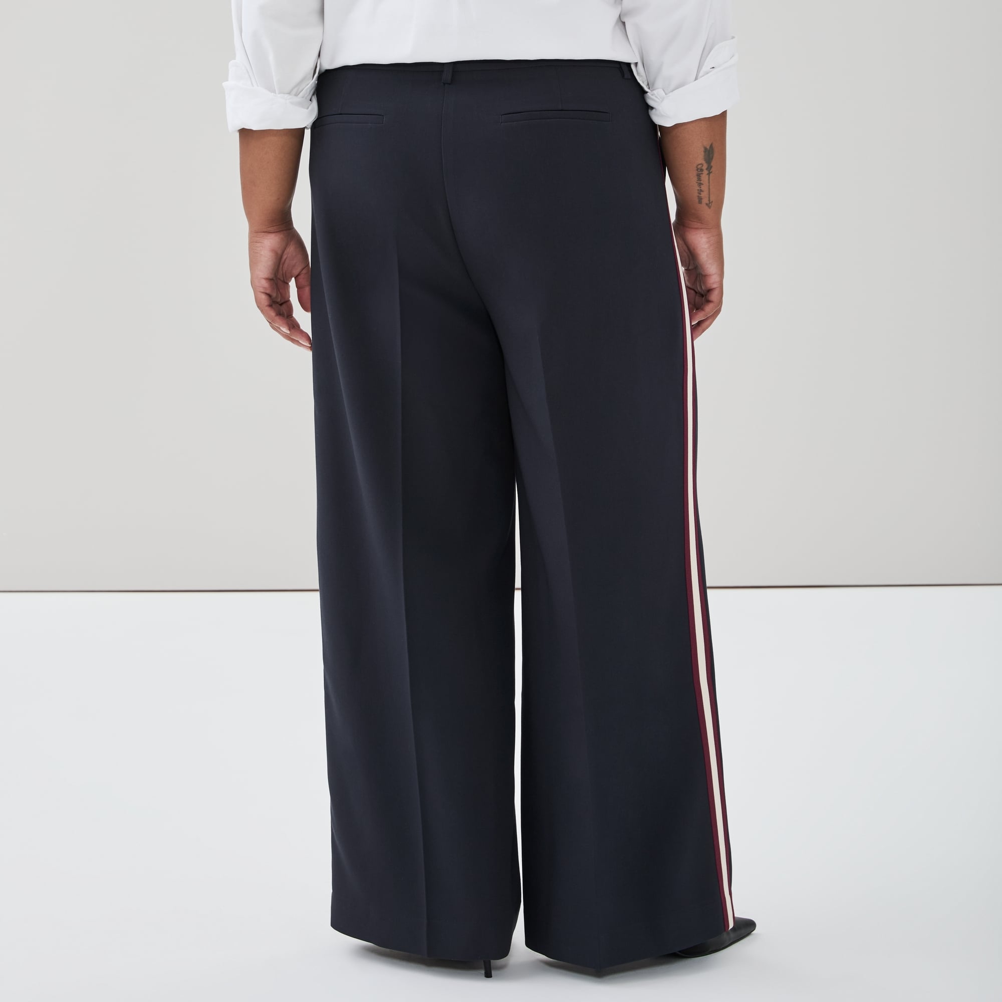 Women+ Side Striped Wide Leg Pant