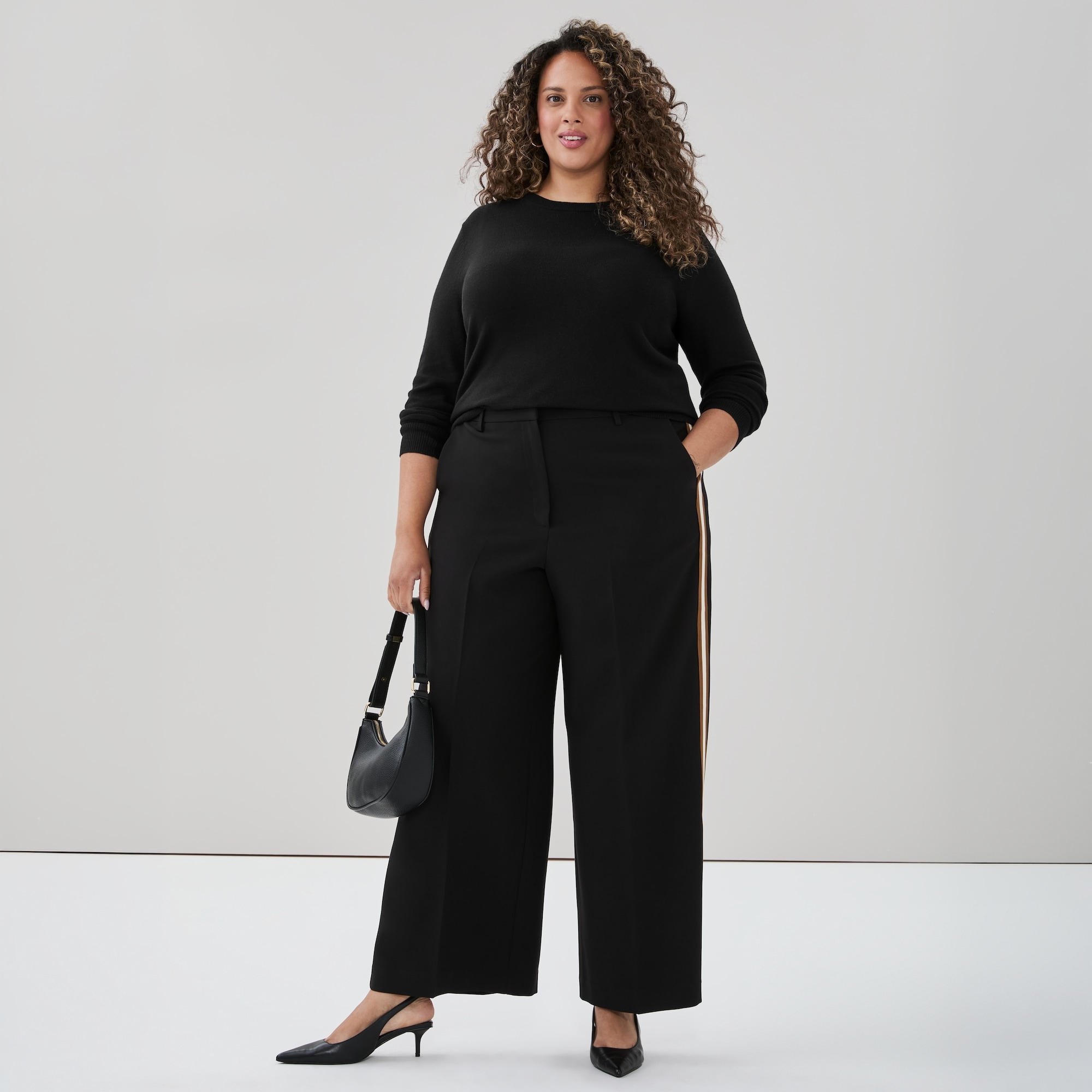 Pantalon à jambe large rayé sur les côtés Femmes+