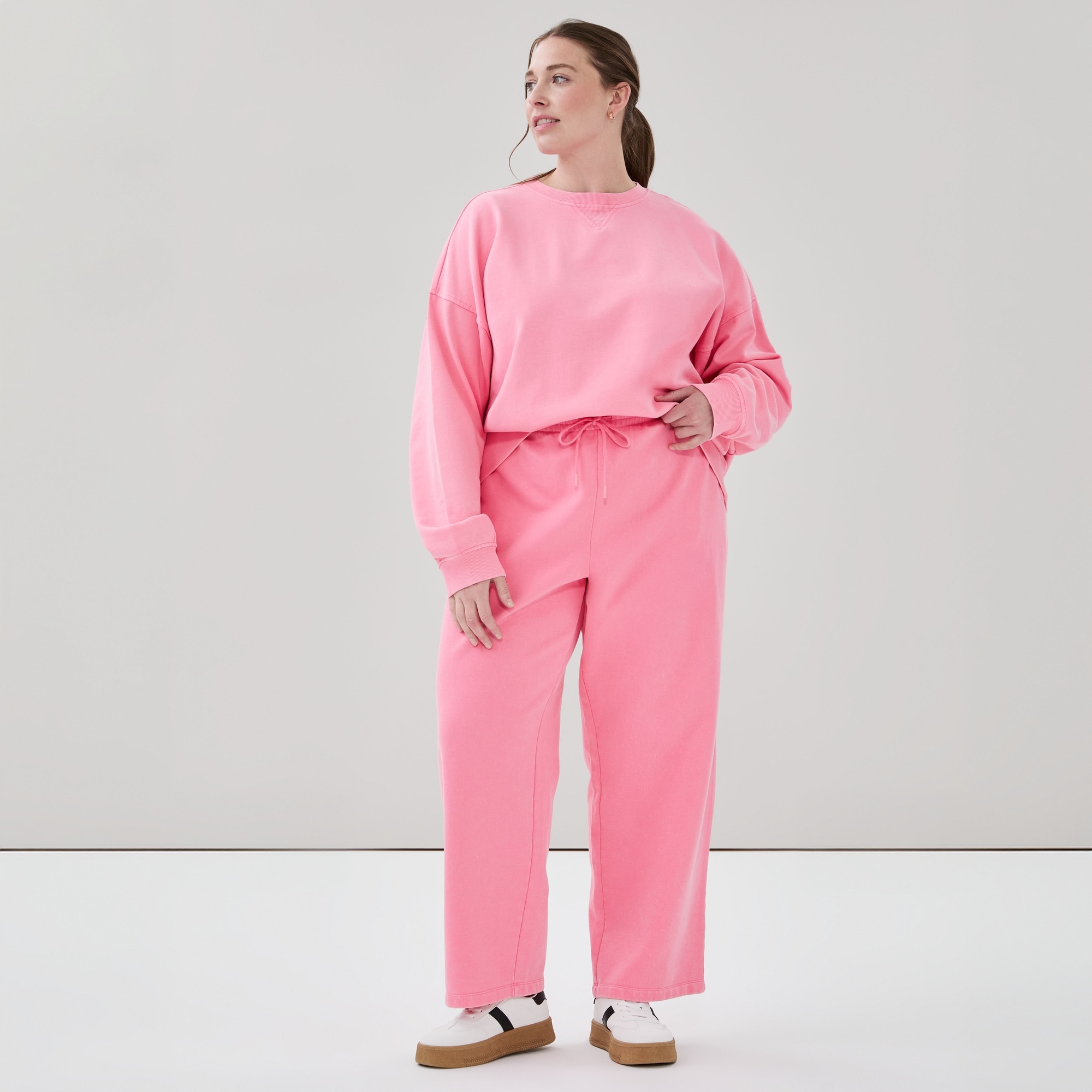 Women+ CozyFleece Straight Leg Sweatpants