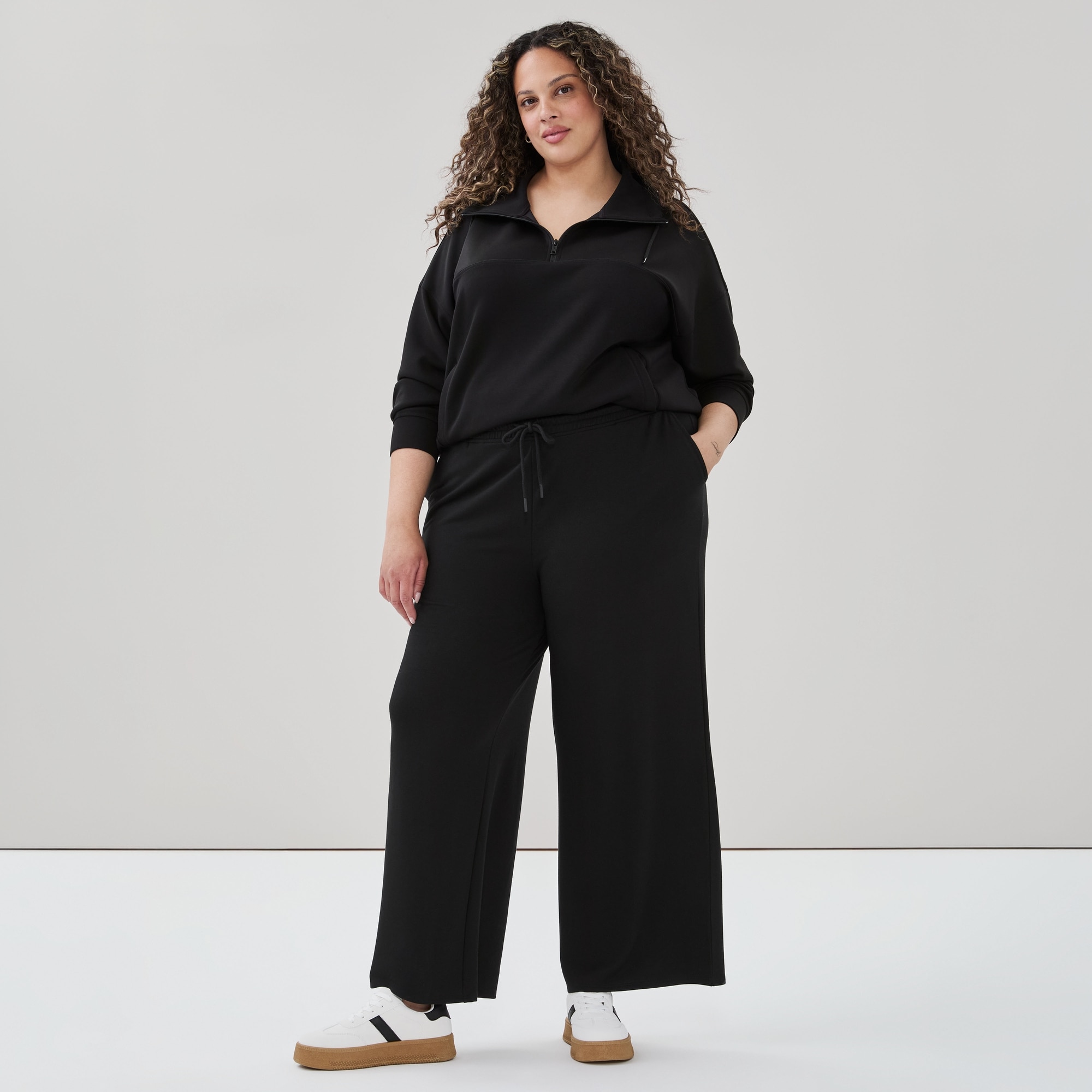 Women+ Active Straight Leg Sweatpant