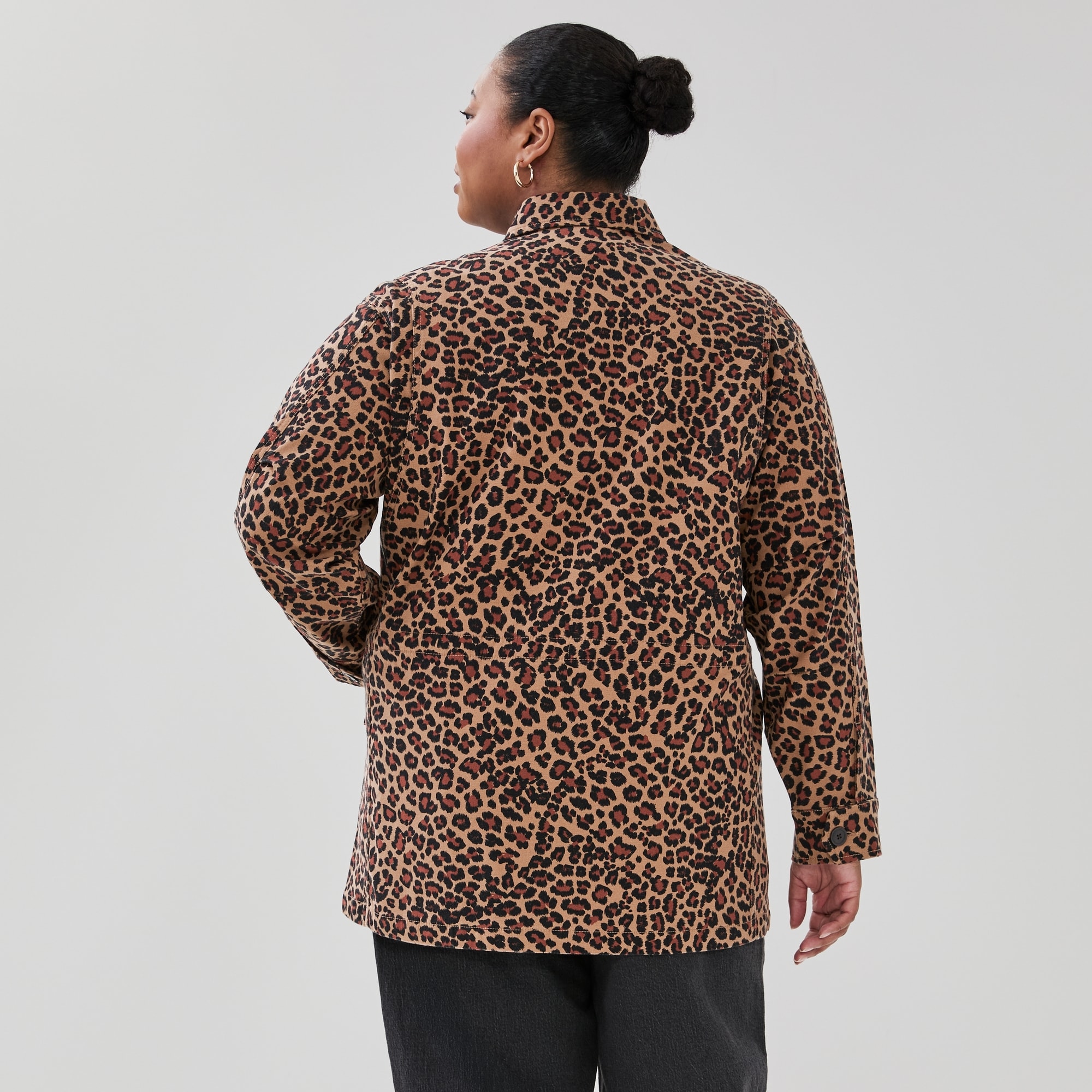 Veste utilitaire à imprimé léopard Femmes+