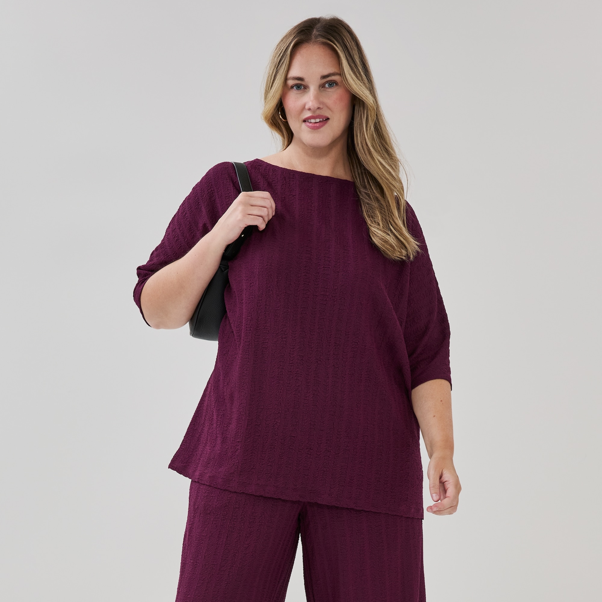 Women+ Dolman Sleeve Top