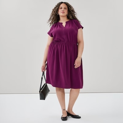 Robe à manches courtes en crêpe Femmes+ - Prune