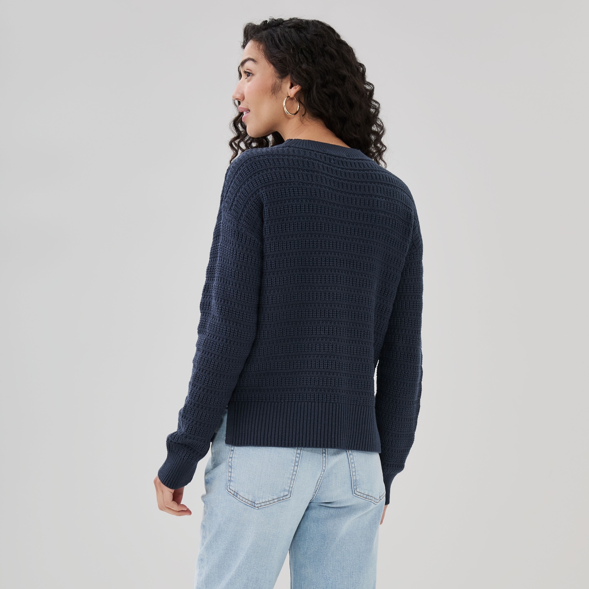 Cardigan à mailles ajourées