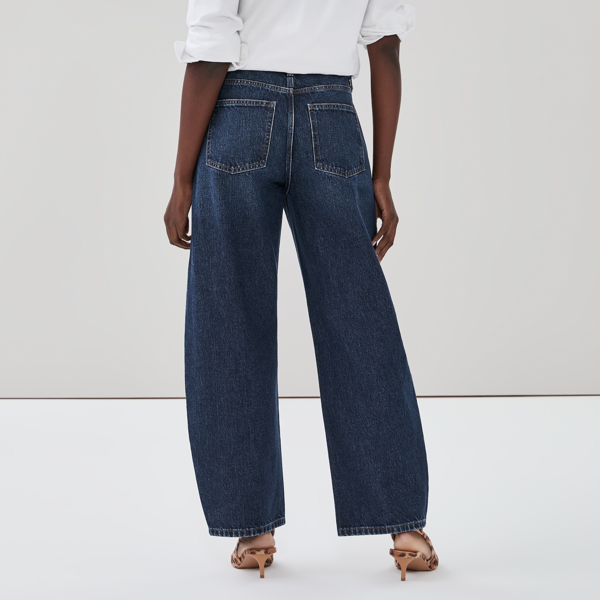 Dark Wash Barrel Jean