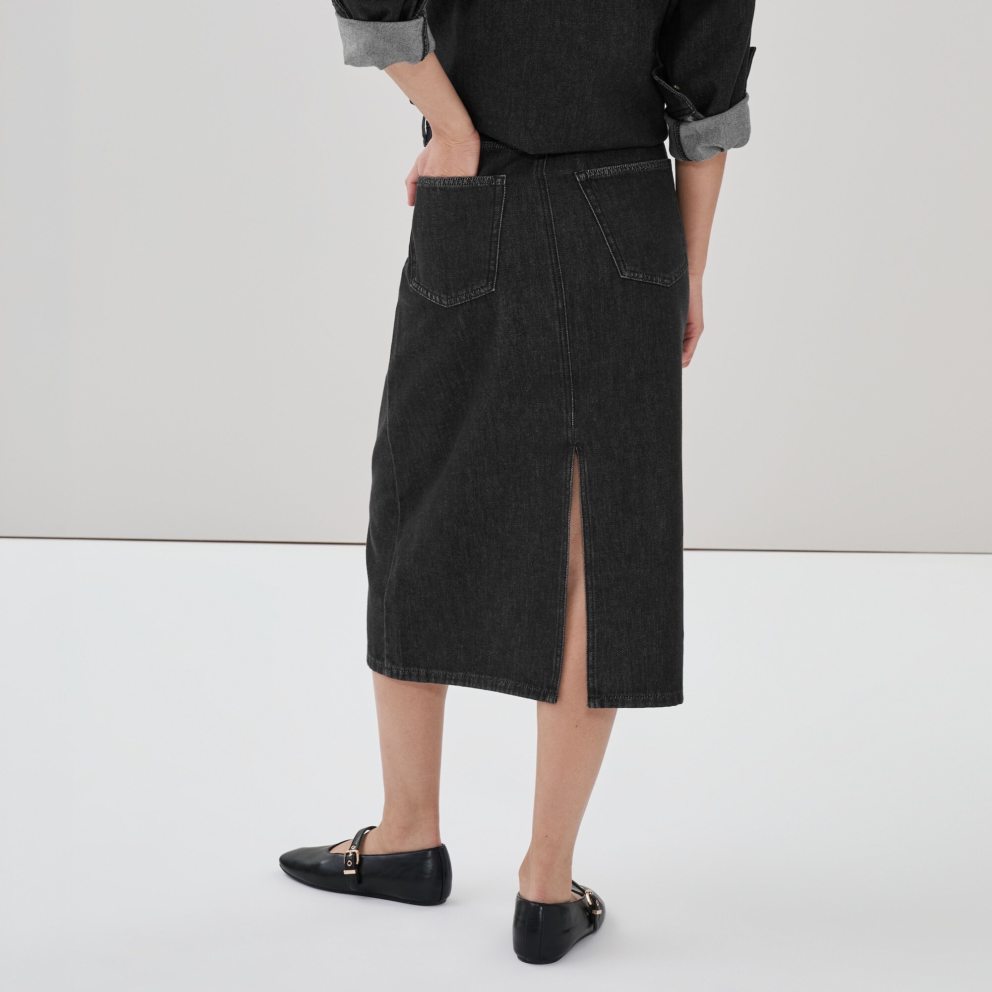Jupe midi en denim noir délavé