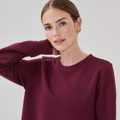 Active Long Sleeve Top - Maroon