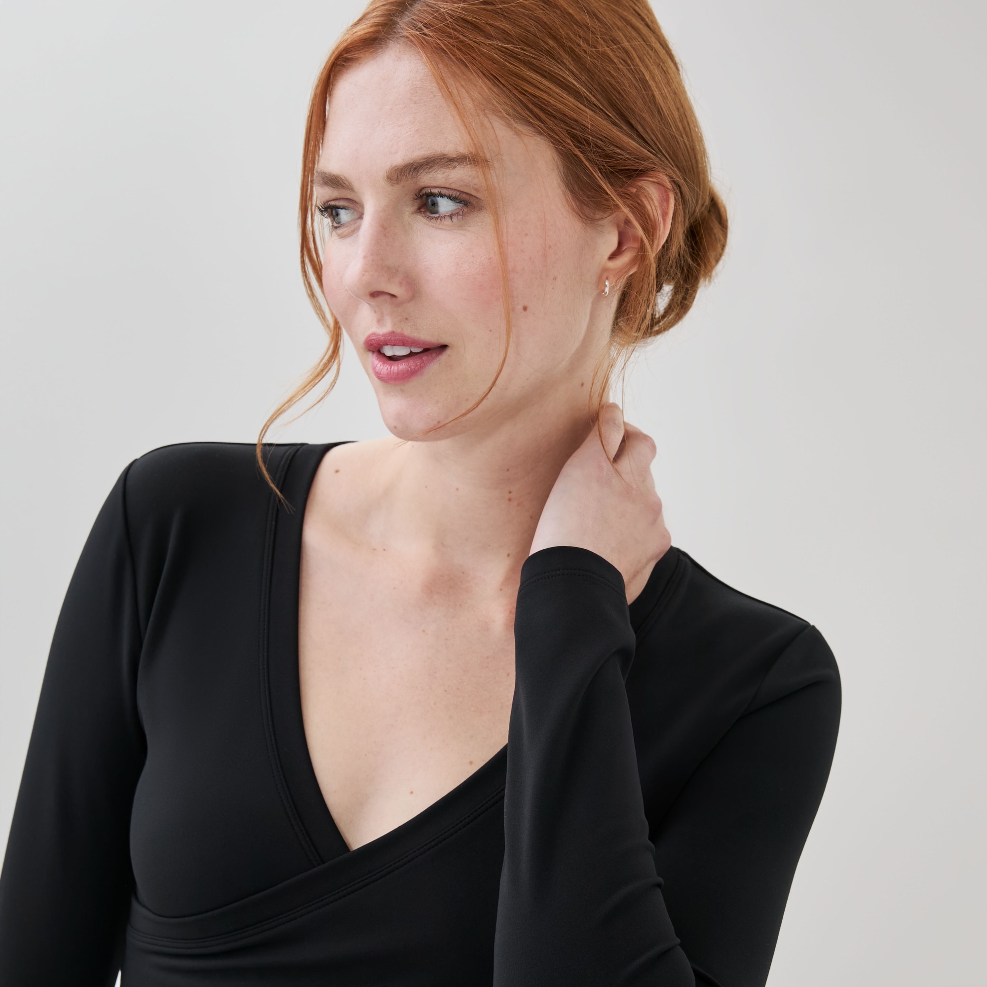 Active Cropped Long Sleeve Top