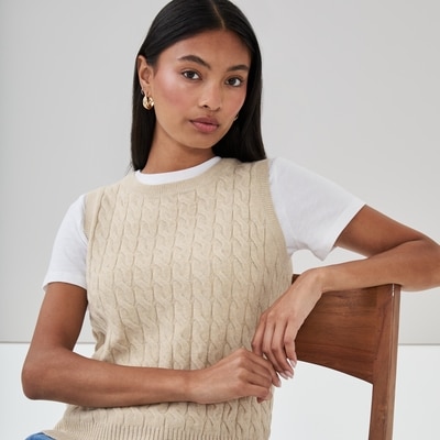 Cable Knit Sweater Vest - Oat Mix