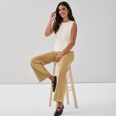 Cable Knit Sweater Vest - Cream