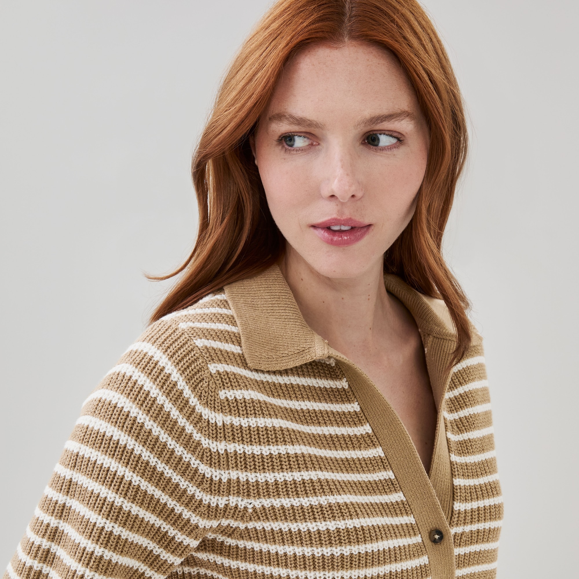 Cardigan rayé style polo