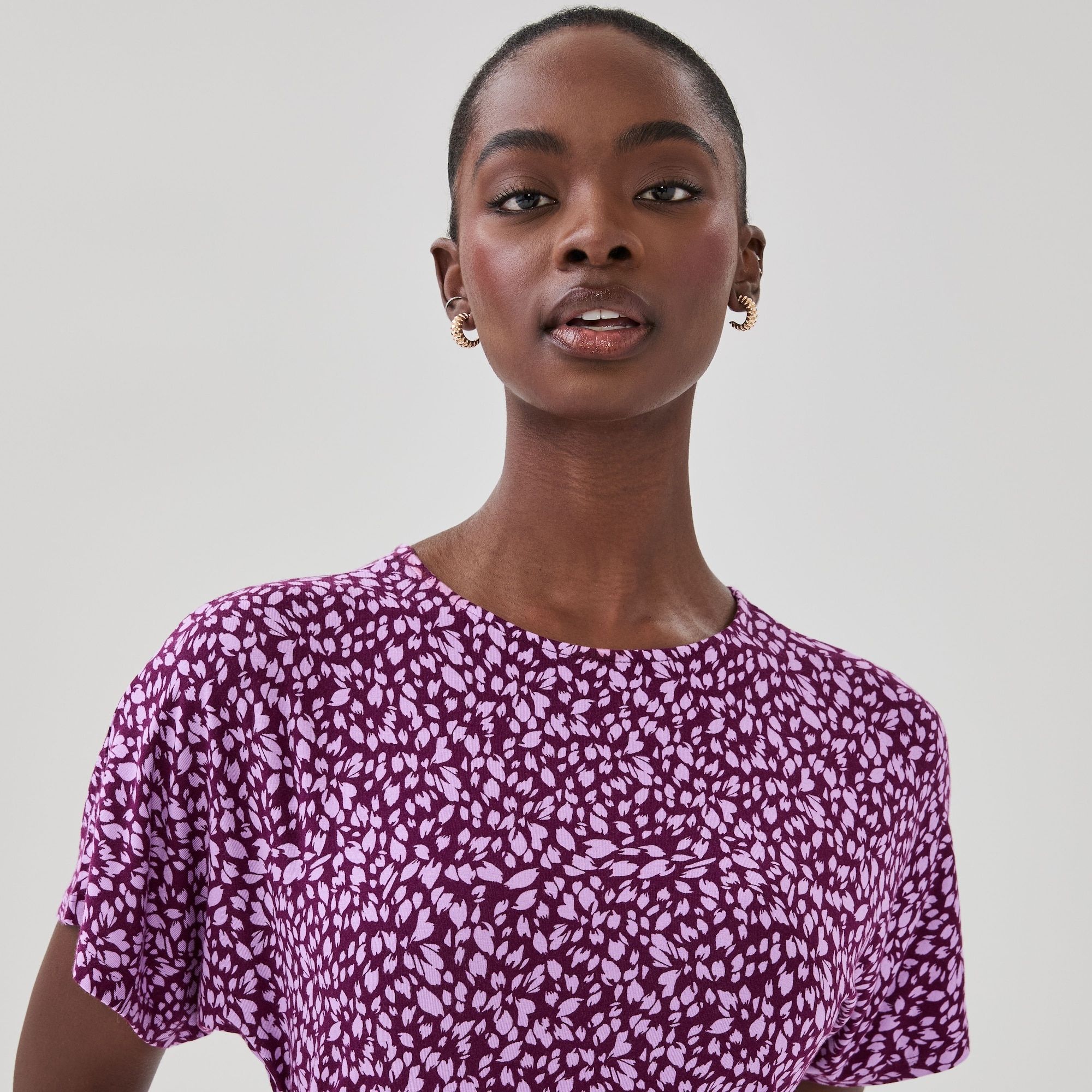 Robe midi imprimée à manches chauve-souris