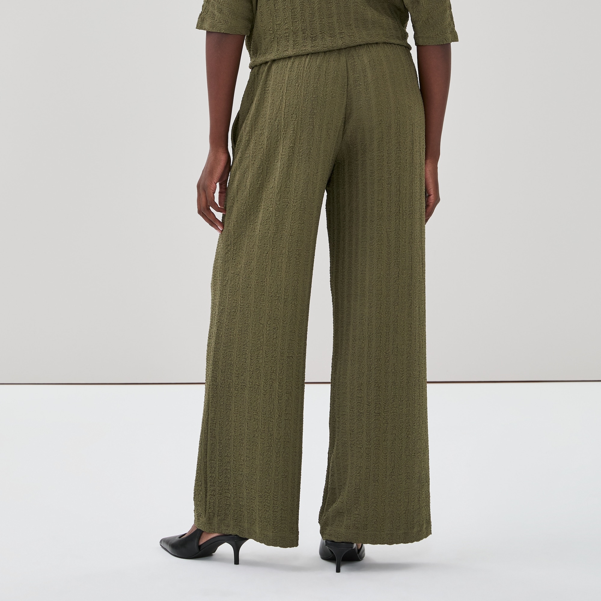 Crinkled Wide Leg Pant