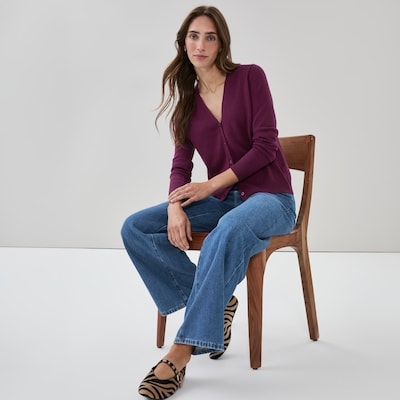 V-Neck Cardigan - Maroon