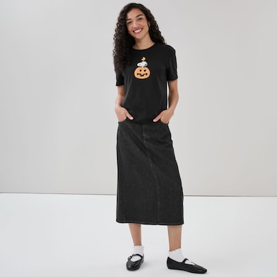 Peanuts Snoopy Relaxed T-Shirt - Black