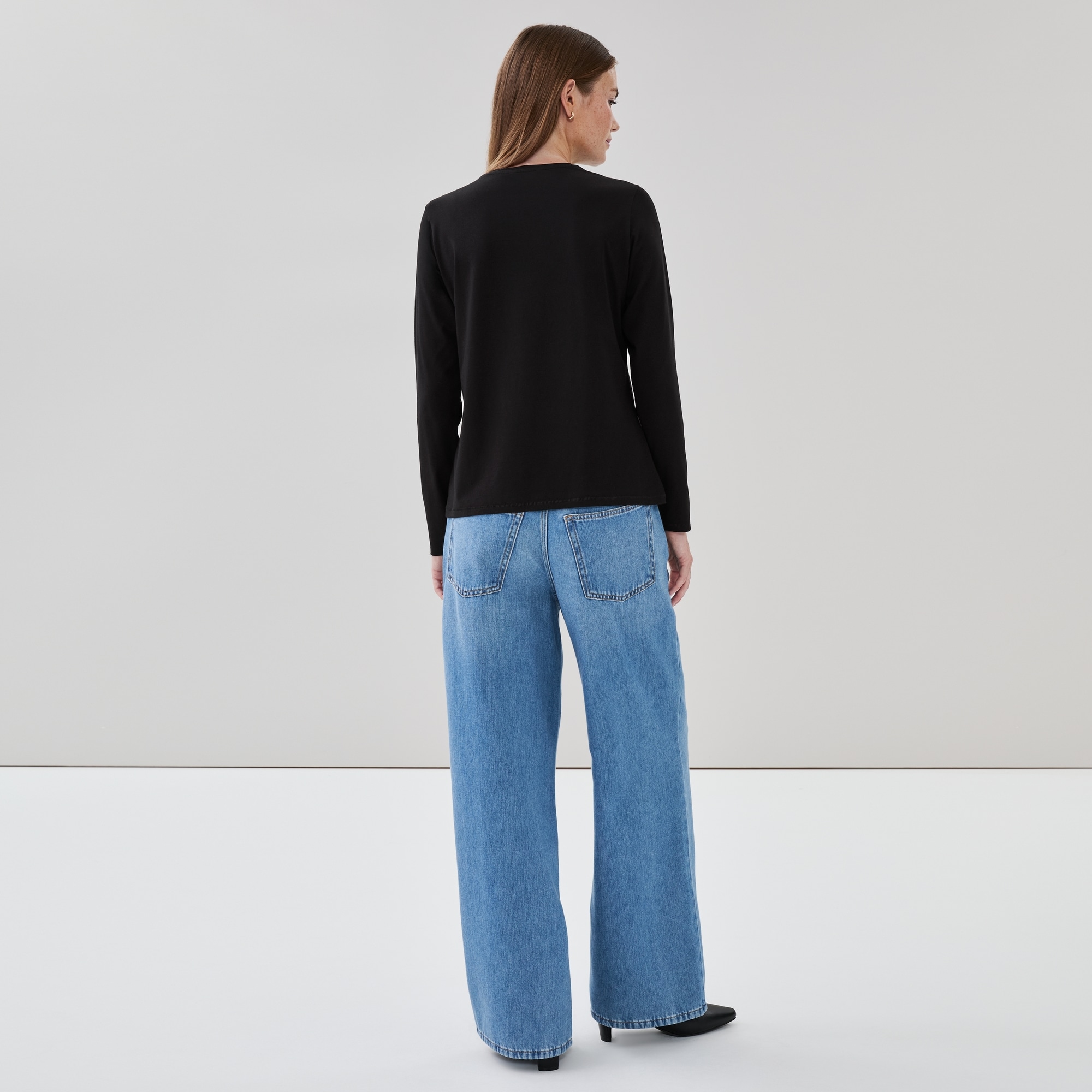 Classic Fit Long Sleeve Top