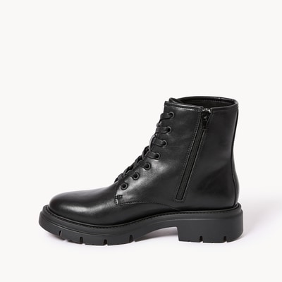 Bottes à lacets