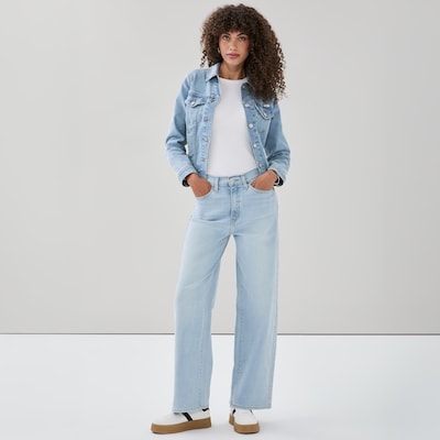 Levi Strauss Signatureâ„¢ Gold Levi Strauss Signatureâ„¢ Gold Wide Leg Jean 1 ea, $39.99/1ea