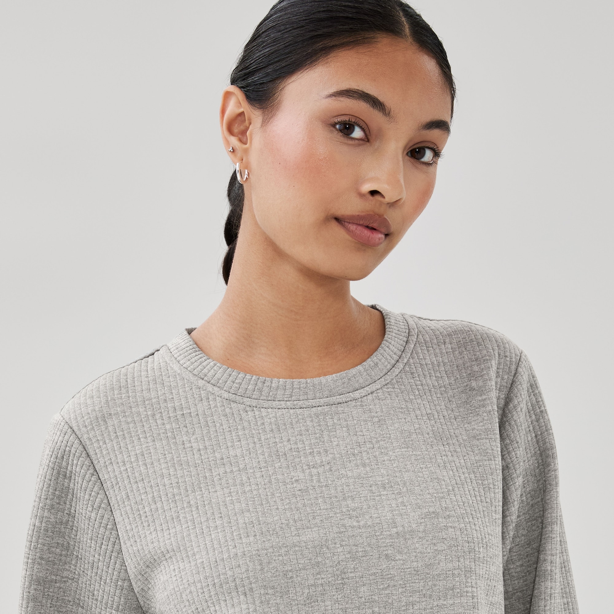 Novelti Classics Long Sweater