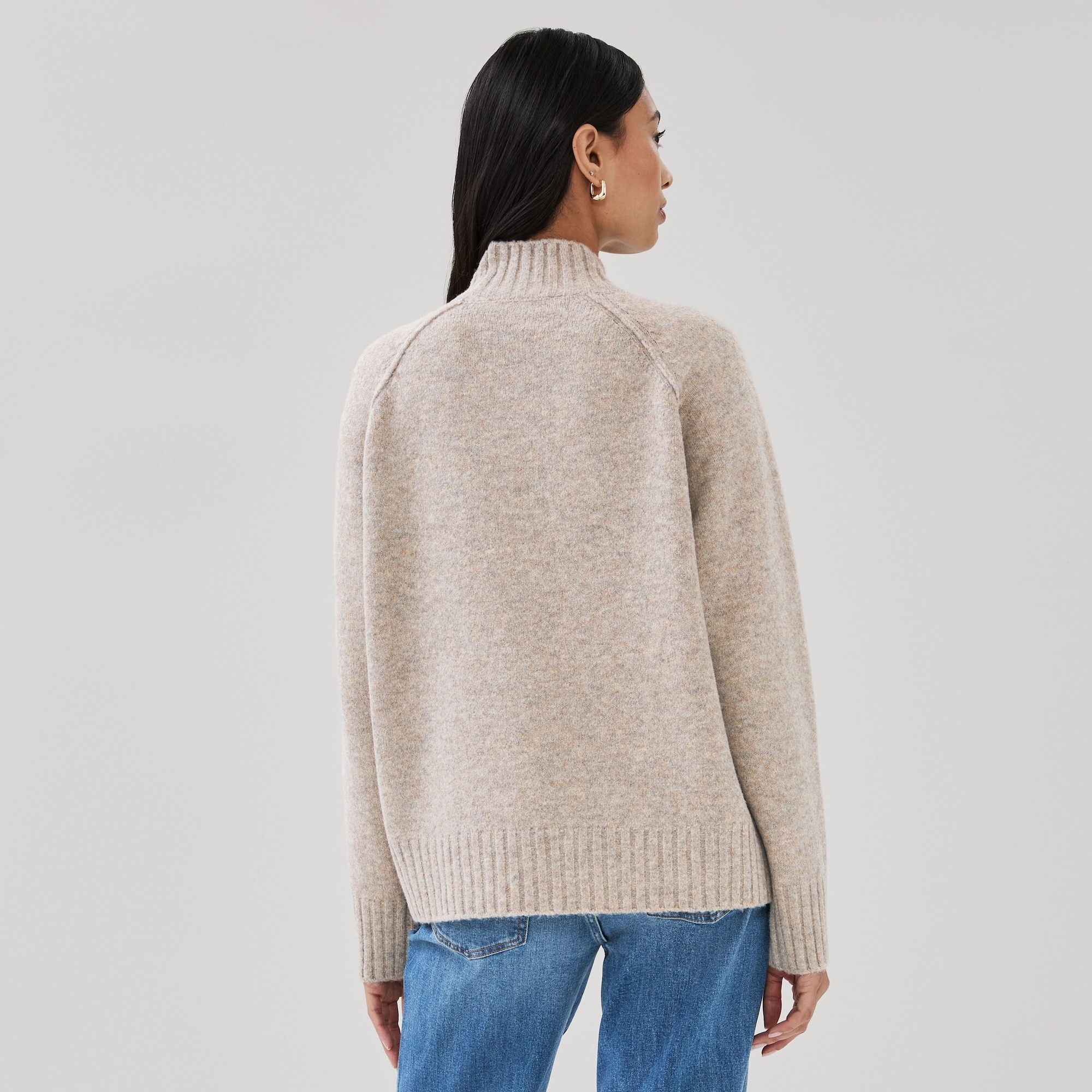 Chandail en tricot à col haut NVLT