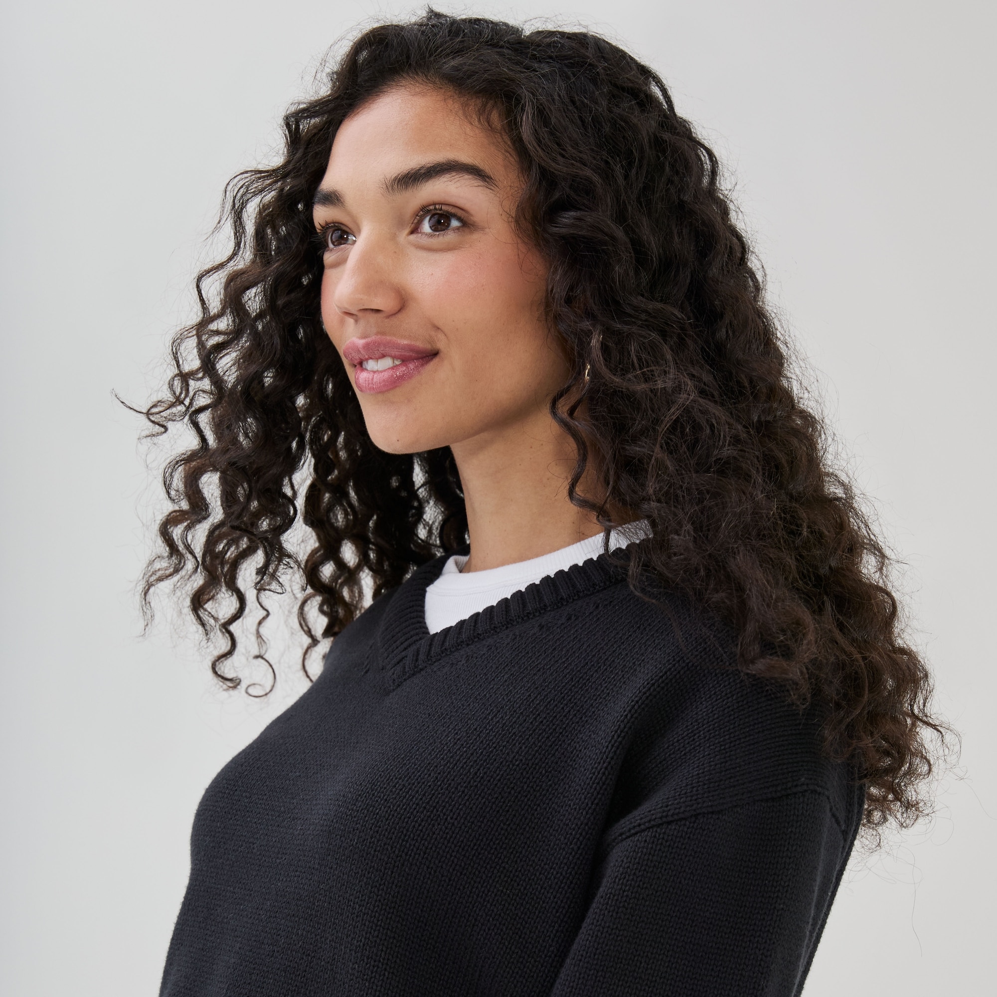 V-Neck Pullover