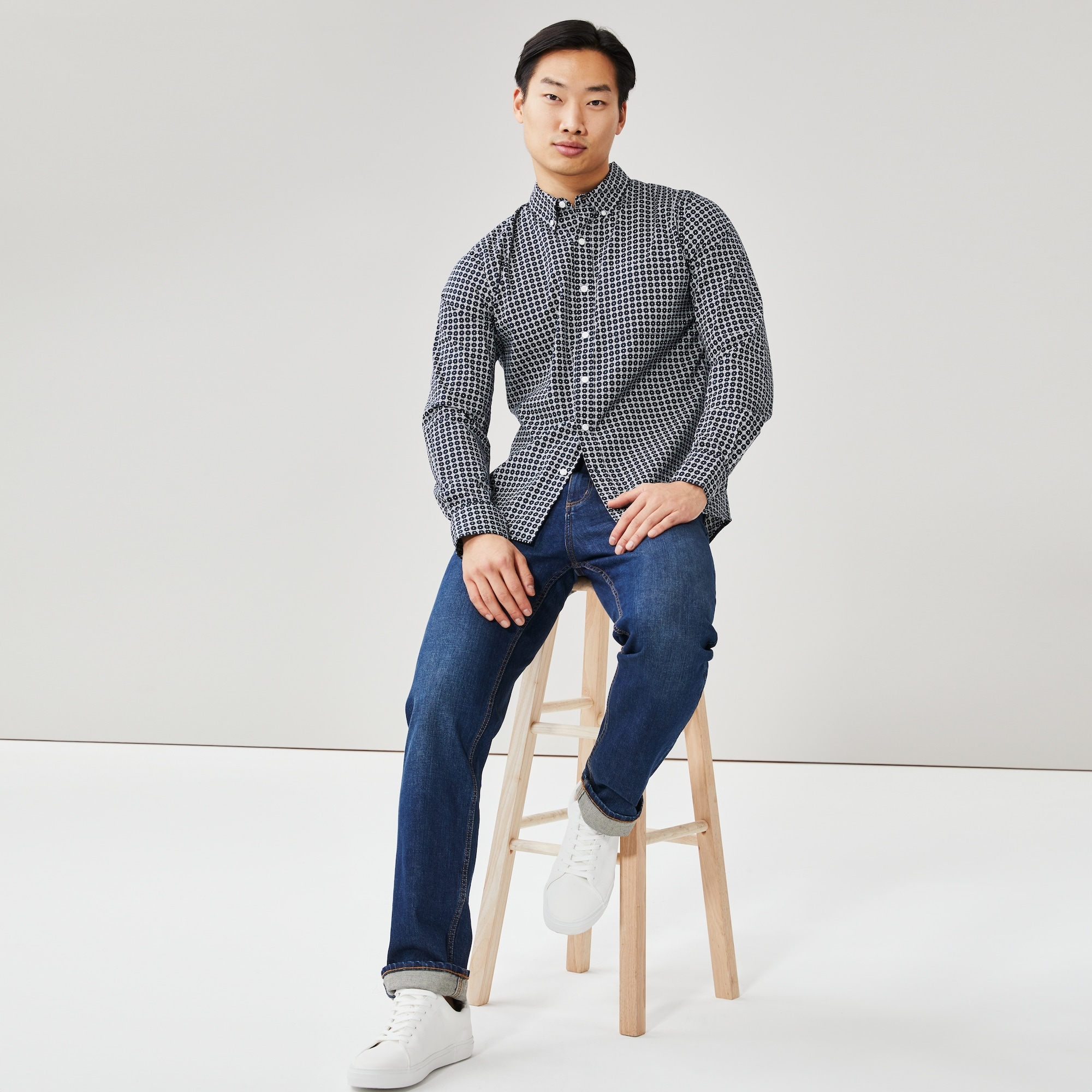 Chemise souple boutonnée pour hommes